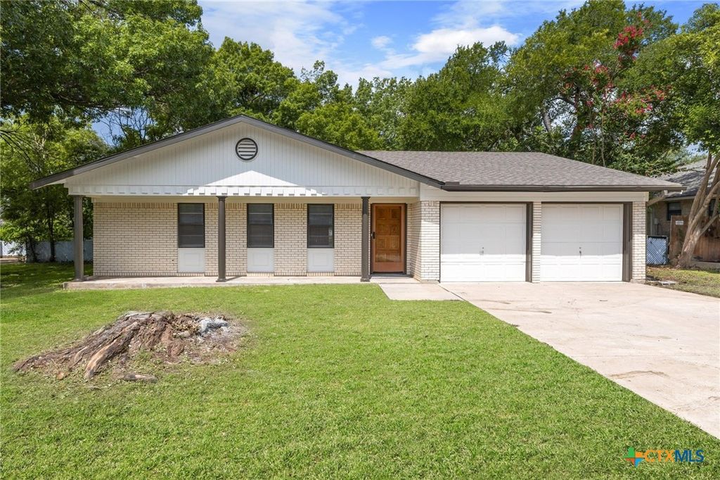2104 N East Street, Belton, TX 76513