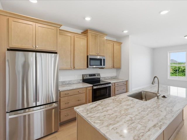 445 Old Farm Road, South Burlington, VT 05403