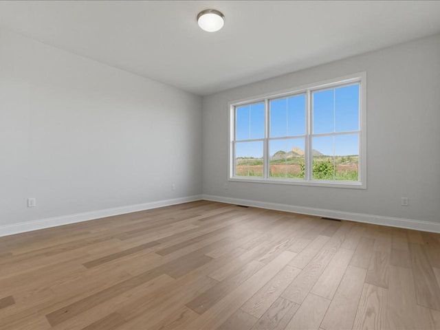445 Old Farm Road, South Burlington, VT 05403