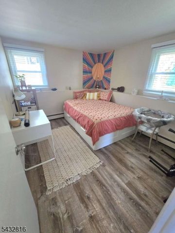 18 Grove St, Boonton Twp., NJ 07005
