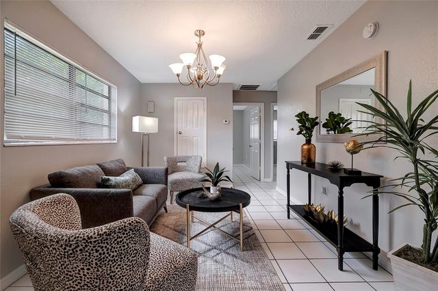 10007 N 20TH STREET, Tampa, FL 33612