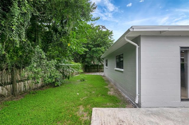 10007 N 20TH STREET, Tampa, FL 33612