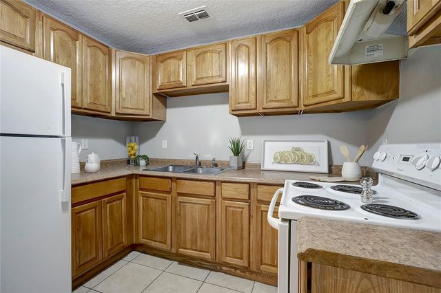 10007 N 20TH STREET, Tampa, FL 33612