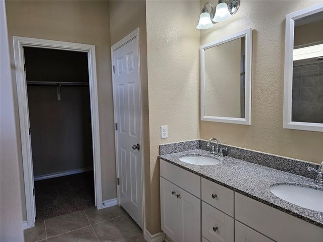231 Drystone TRL, Liberty Hill, TX 78642