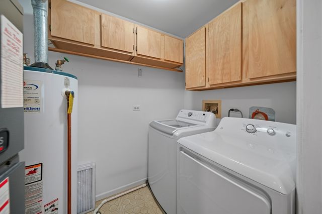 2547 College Hill Circle, Schaumburg, IL 60173