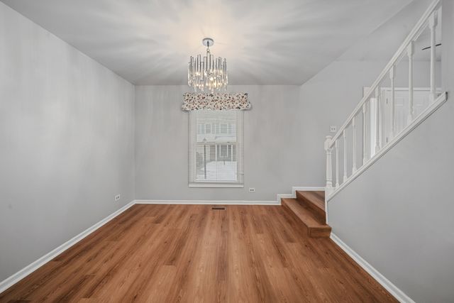 2547 College Hill Circle, Schaumburg, IL 60173