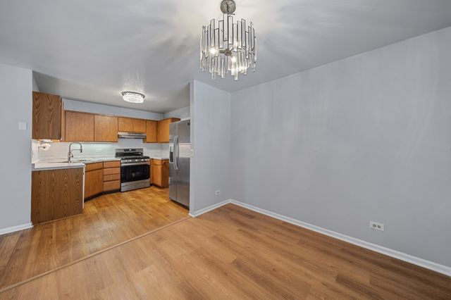 2547 College Hill Circle, Schaumburg, IL 60173