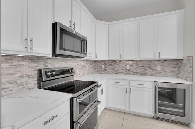 3032 Princeton Lane, Palm Beach Gardens, FL 33418