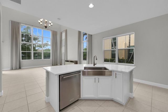 3032 Princeton Lane, Palm Beach Gardens, FL 33418