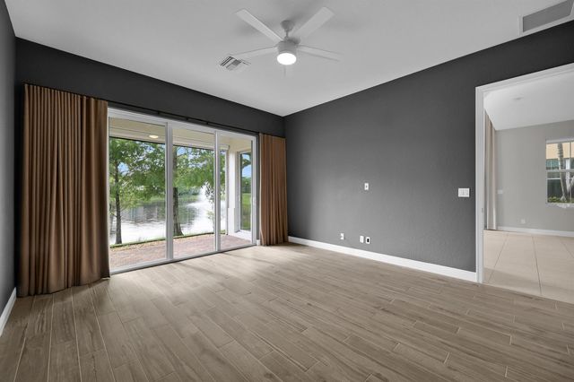 3032 Princeton Lane, Palm Beach Gardens, FL 33418