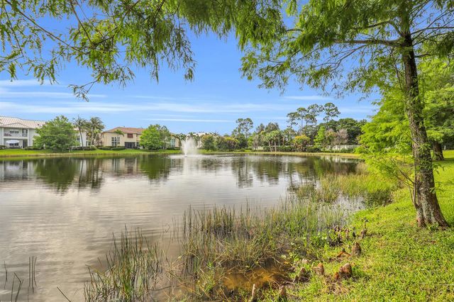 3032 Princeton Lane, Palm Beach Gardens, FL 33418