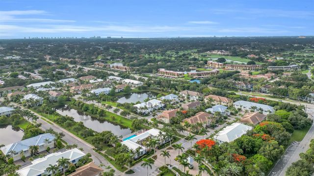 3032 Princeton Lane, Palm Beach Gardens, FL 33418