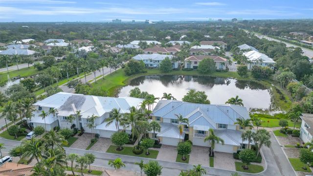 3032 Princeton Lane, Palm Beach Gardens, FL 33418