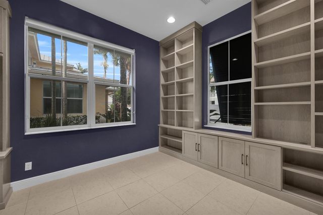 3032 Princeton Lane, Palm Beach Gardens, FL 33418