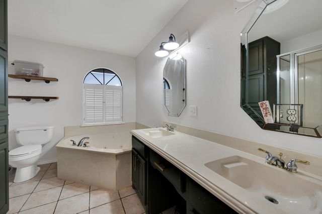 505 Trice Street, Maypearl, TX 76064