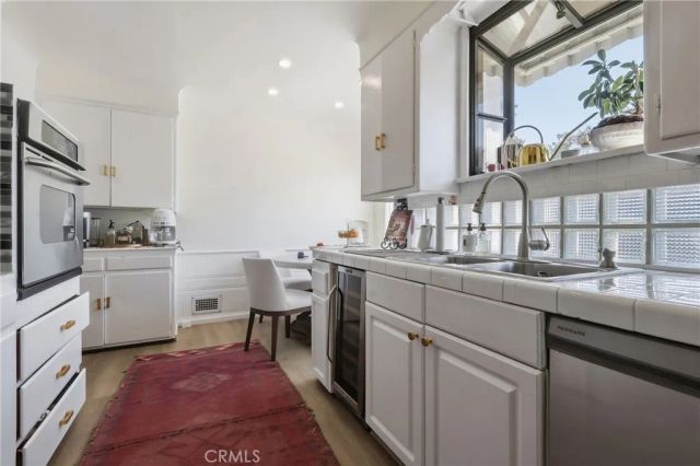 4400 W 59th Place, Los Angeles, CA 90043