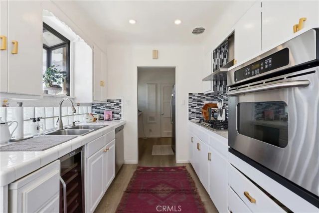 4400 W 59th Place, Los Angeles, CA 90043