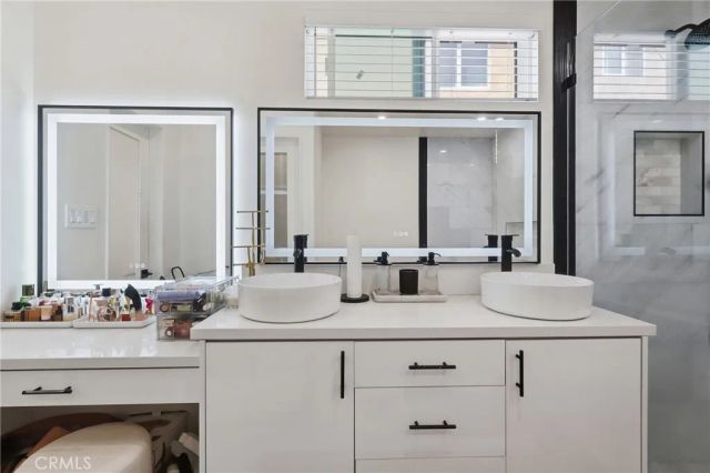 4400 W 59th Place, Los Angeles, CA 90043
