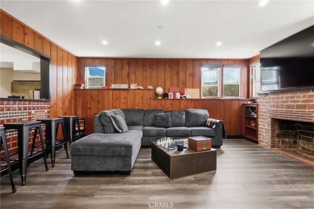 4400 W 59th Place, Los Angeles, CA 90043