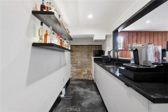 4400 W 59th Place, Los Angeles, CA 90043