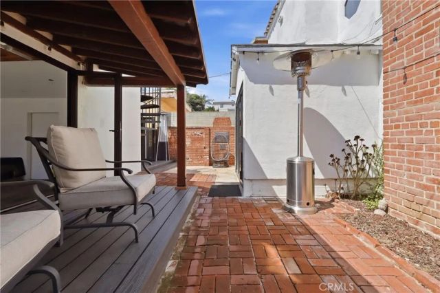 4400 W 59th Place, Los Angeles, CA 90043