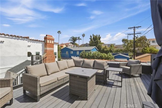 4400 W 59th Place, Los Angeles, CA 90043