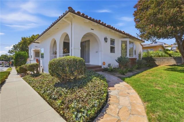 4400 W 59th Place, Los Angeles, CA 90043