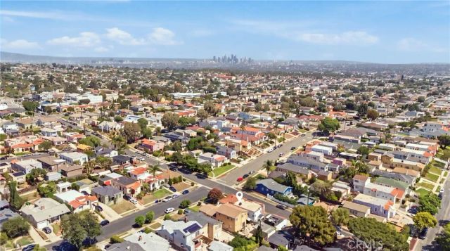 4400 W 59th Place, Los Angeles, CA 90043