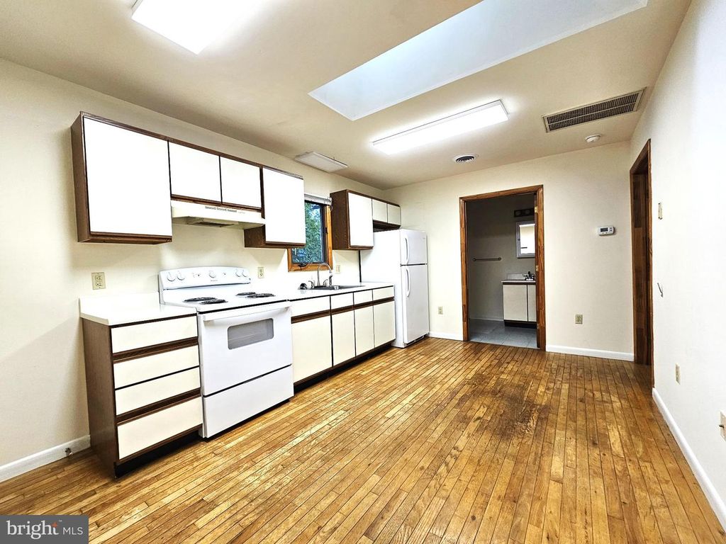 809 HANSON ST #A, Salisbury, MD 21801