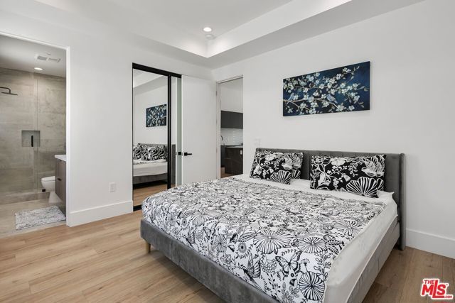 1236 N Spaulding Avenue 2, West Hollywood, CA 90046
