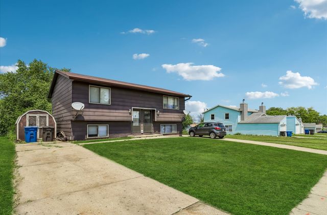 2030-2032 E Caulder Avenue, Des Moines, IA 50320