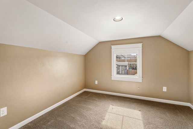 20896 Gateway Drive, Bend, OR 97702