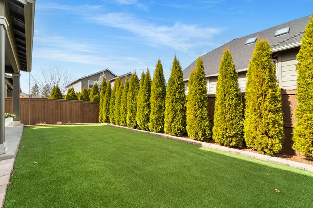 20896 Gateway Drive, Bend, OR 97702