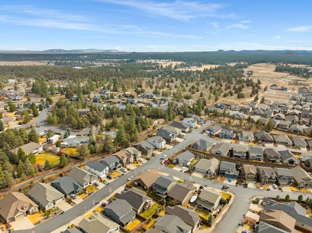 20896 Gateway Drive, Bend, OR 97702