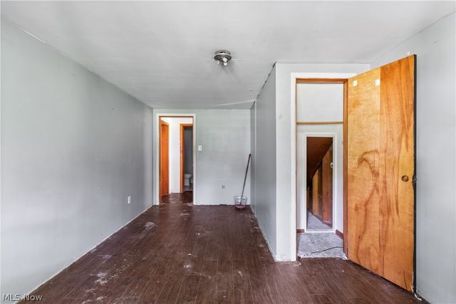 1219 Midland Avenue, New Franklin, OH 44203