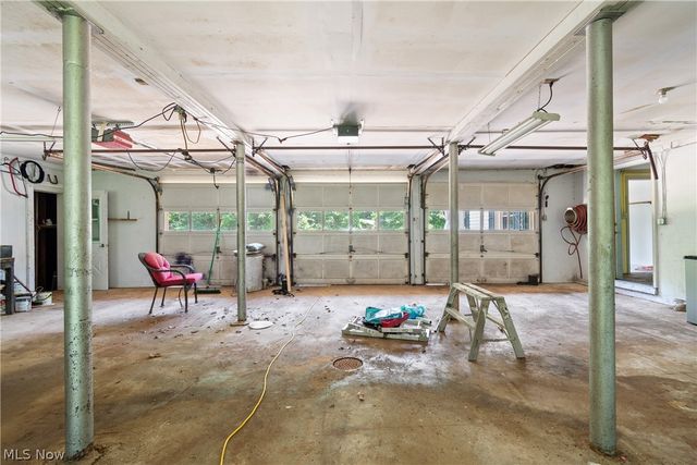 1219 Midland Avenue, New Franklin, OH 44203