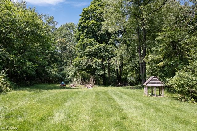 1219 Midland Avenue, New Franklin, OH 44203
