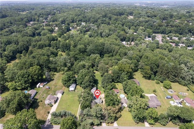 1219 Midland Avenue, New Franklin, OH 44203