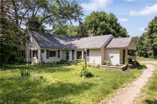 1219 Midland Avenue, New Franklin, OH 44203