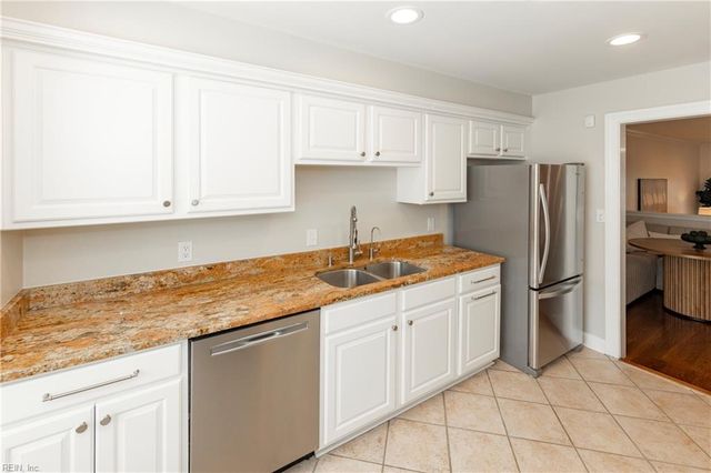 809 Botetourt GDNS, Norfolk, VA 23507