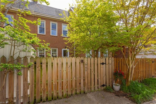 809 Botetourt GDNS, Norfolk, VA 23507