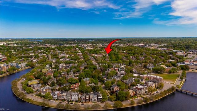 809 Botetourt GDNS, Norfolk, VA 23507