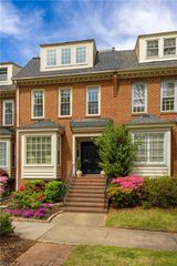 809 Botetourt GDNS, Norfolk, VA 23507