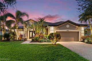 8745 Mustang Island CIR, Naples, FL 34113