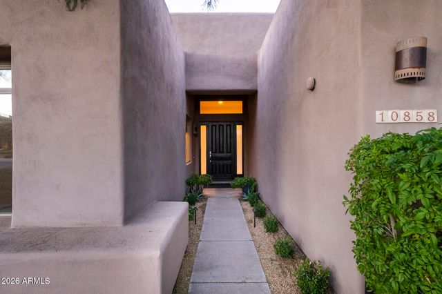 10858 E HEDGEHOG Place, Scottsdale, AZ 85262