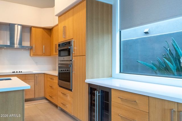 10858 E HEDGEHOG Place, Scottsdale, AZ 85262