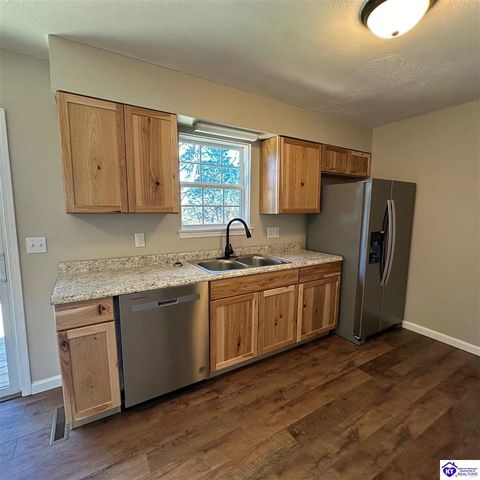 744 Brian Court, Radcliff, KY 40160