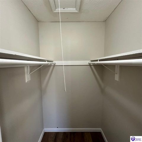 744 Brian Court, Radcliff, KY 40160