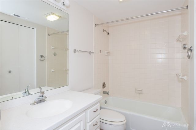 3285 Southdale Drive 4, Kettering, OH 45409