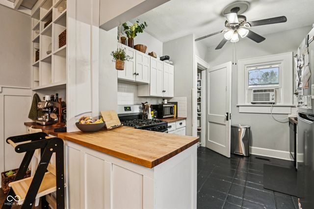 243 North Street, Danville, IN 46122